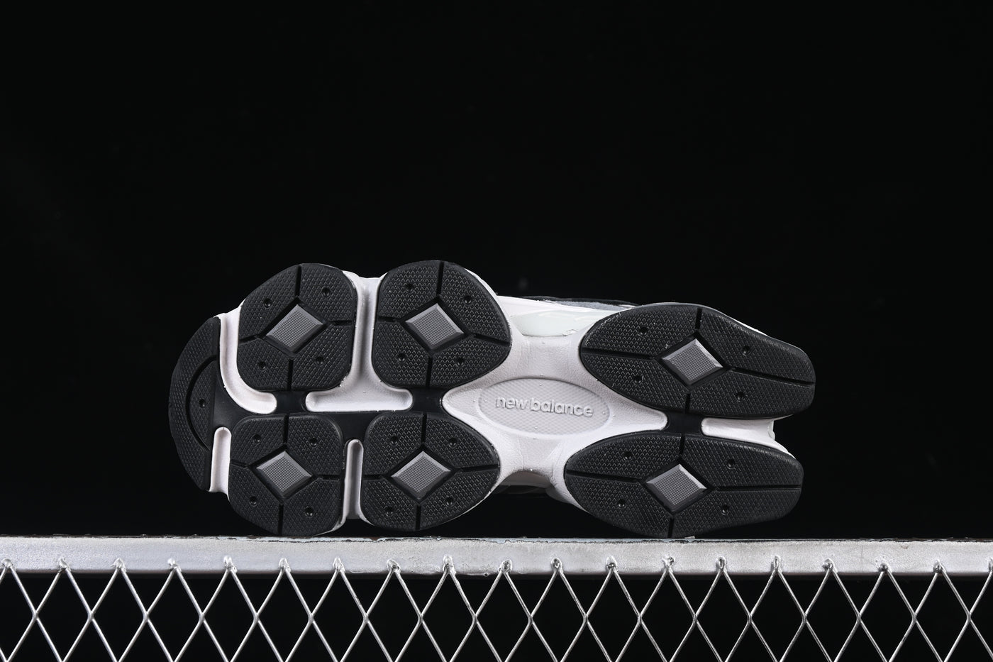 New Balance 9060 “Black/Grey” - Luxjewelss 