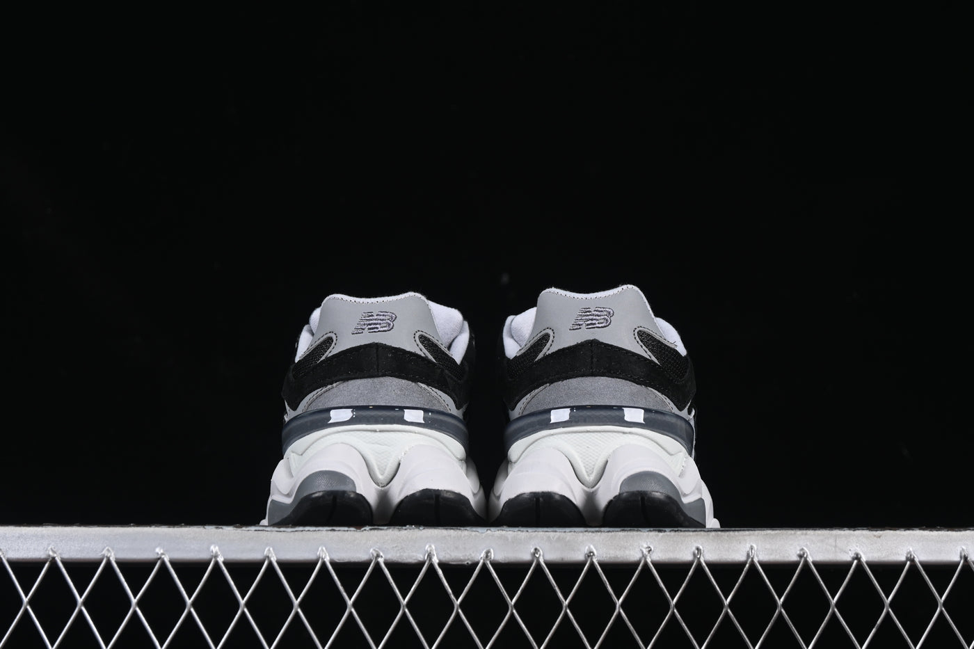 New Balance 9060 “Black/Grey” - Luxjewelss 