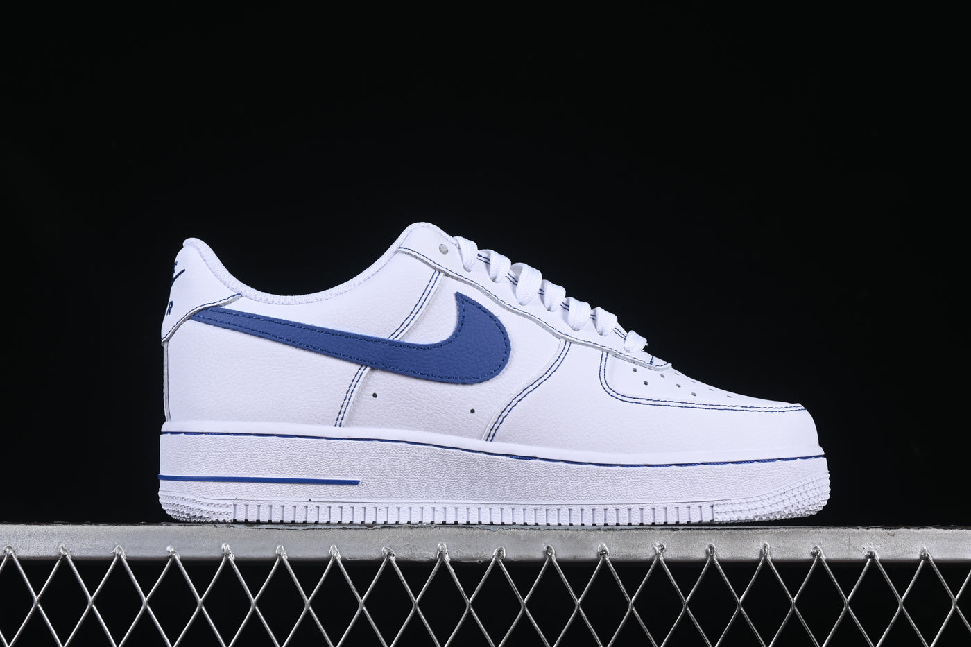 Nike Air Force 1'07 Low - White Corduroy Royal Blue - Luxjewelss 