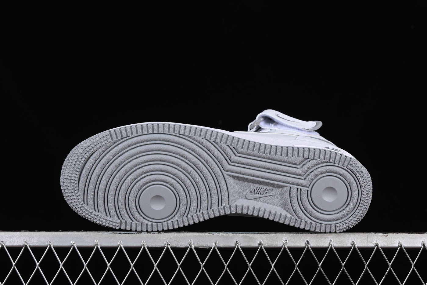 Nike Air Force 1'07 Mid - White Corduroy Edition - Luxjewelss 