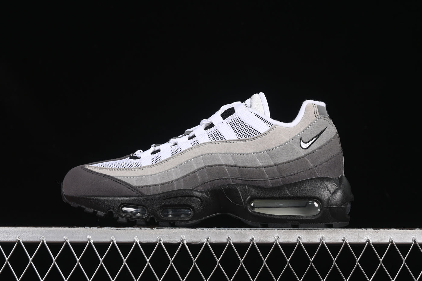 Nike Air Max 95 - Grey Black Gradient - Luxjewelss 