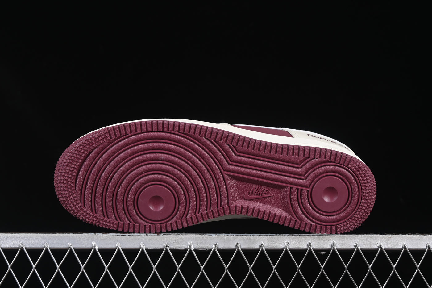Nike Air Force 1 Low x Supreme – Cream/Burgundy Elephant Print - Luxjewelss 