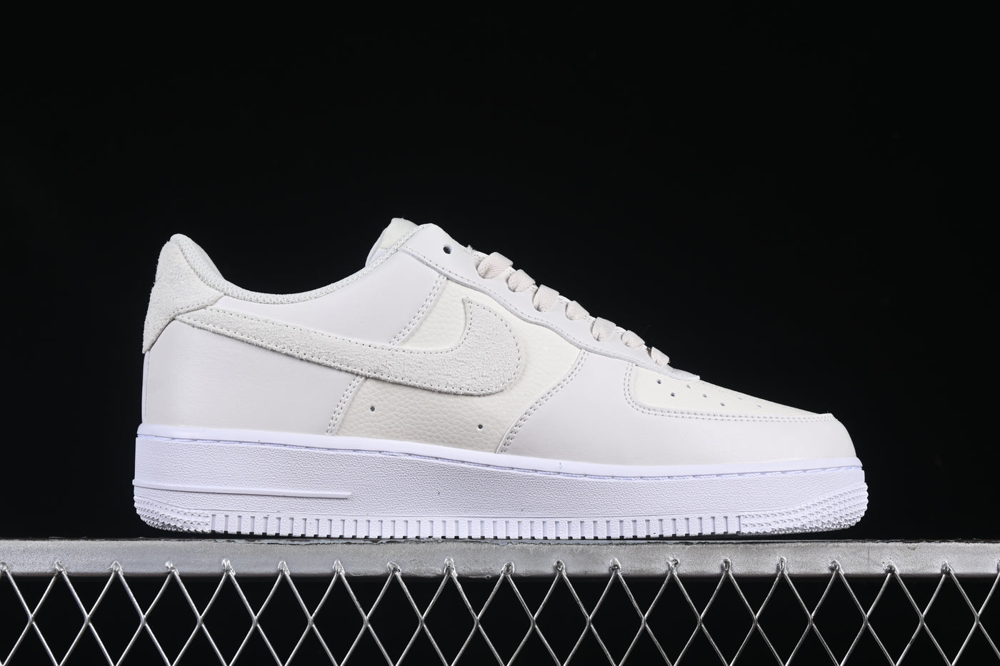 Nike Air Force 1'07 Low - White Corduroy - Luxjewelss 