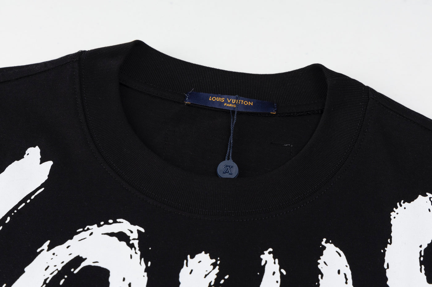 Louis Vuitton Print T-Shirt - Luxjewelss 